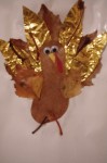 turkey picture made from footprint and leaves