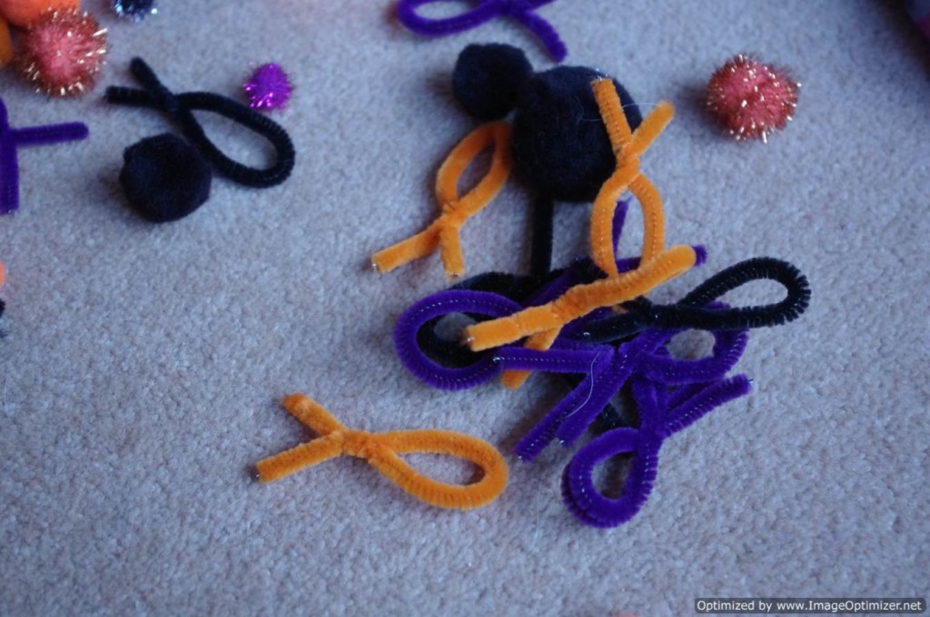 fish made from pipe cleaners