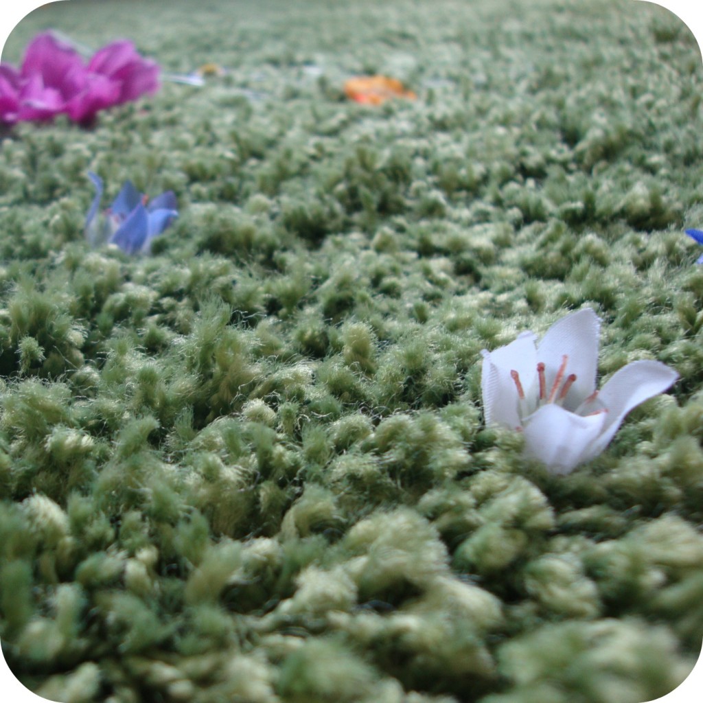 Hack an Ikea rug into a flower meadow