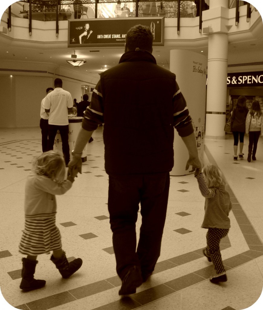 Walking Daddy. The Glades, Bromley