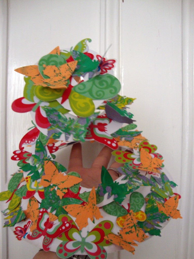 Philip Treacy Inspired Easter Bonnet from paper plate